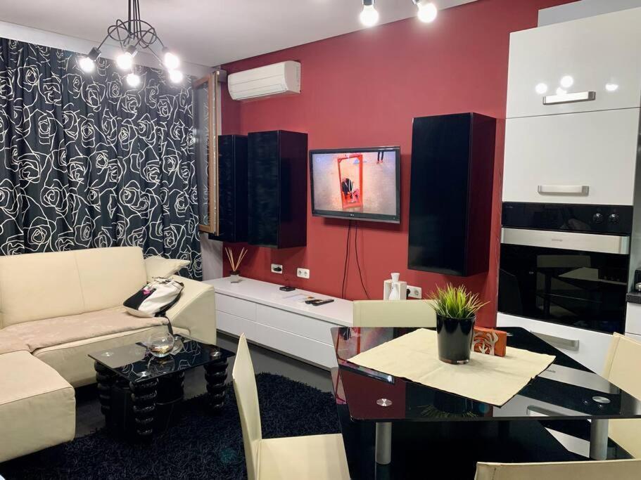 Lovely Sofia Apartment Katerina With Free Parking Exterior photo